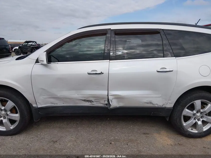 2017 CHEVROLET TRAVERSE 1LT