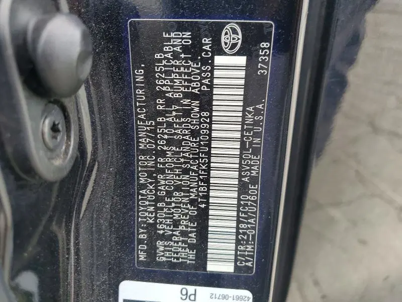 2015 TOYOTA CAMRY LE  