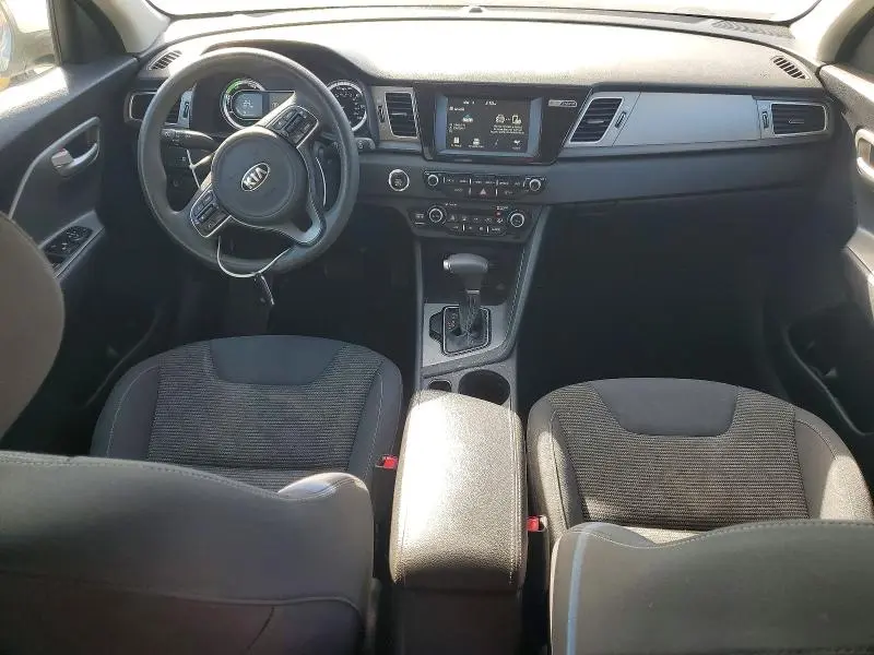 2017 KIA NIRO LX  