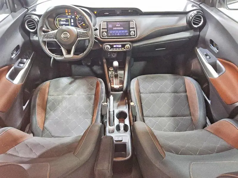 2018 NISSAN KICKS SR  