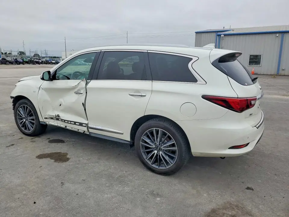 2020 INFINITI QX60 LUXE  