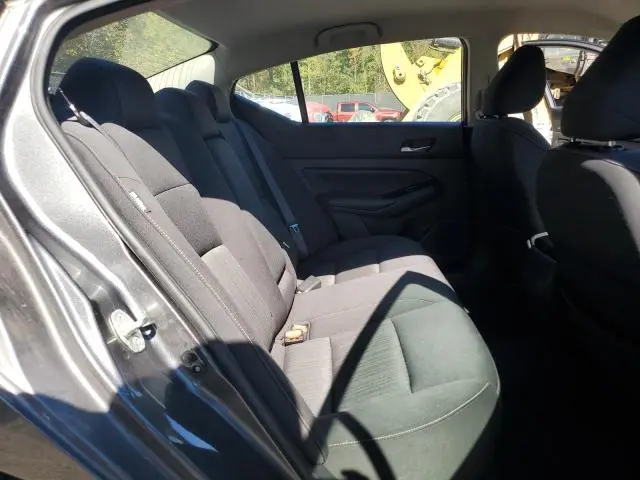 2021 NISSAN ALTIMA SV  