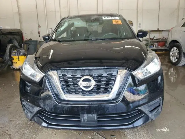 2020 NISSAN KICKS S  