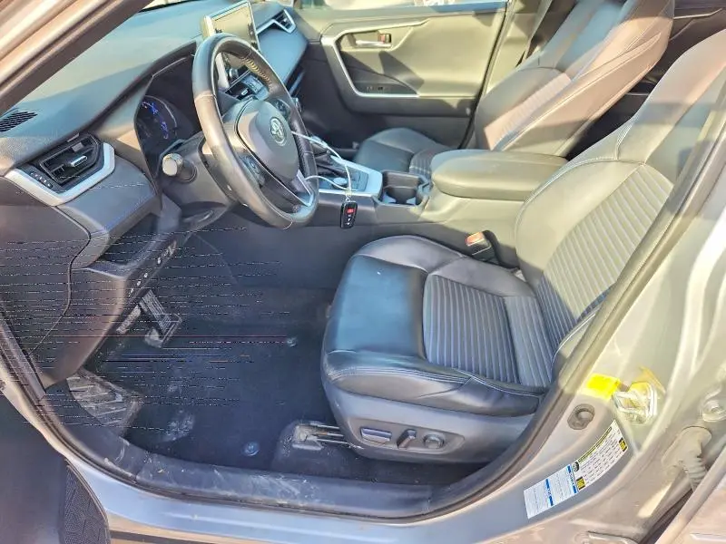 2019 TOYOTA RAV4 XSE  