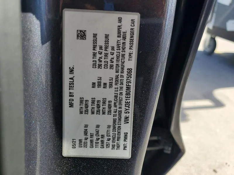 2021 TESLA MODEL 3   