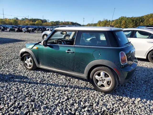 2010 MINI COOPER   