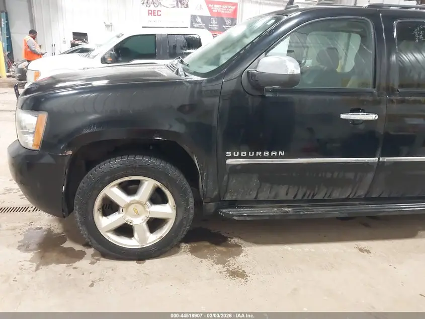 2011 CHEVROLET SUBURBAN 1500 LTZ