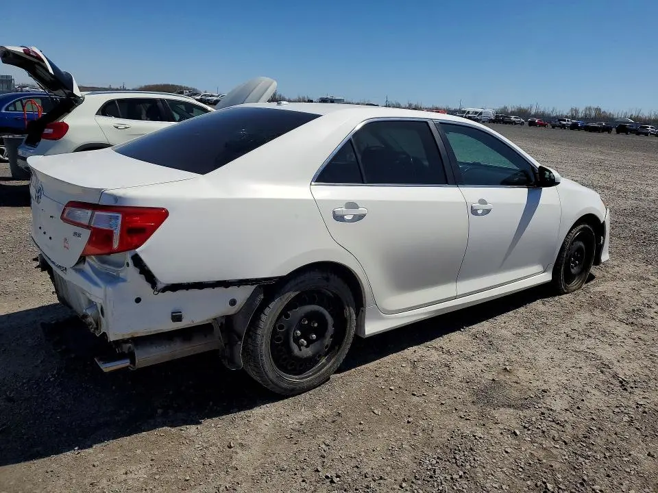2014 TOYOTA CAMRY L  