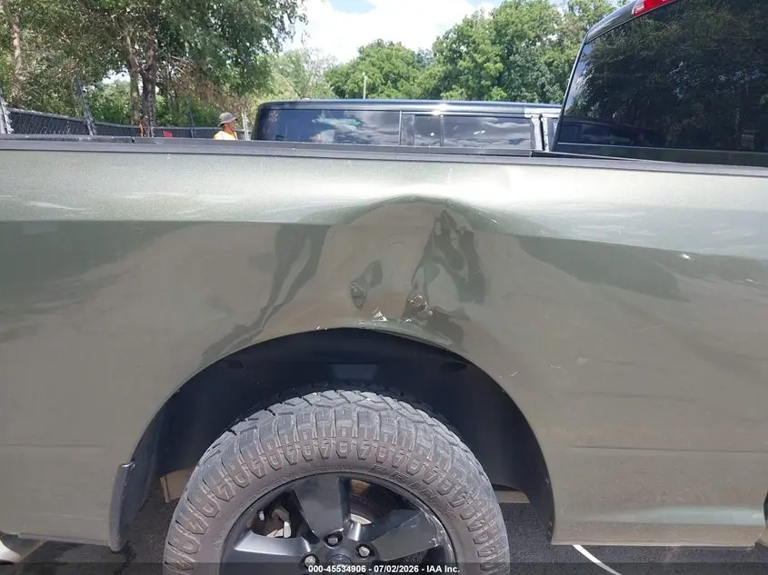 2021 RAM 1500 CLASSIC TRADESMAN  4X4 6'4 BOX