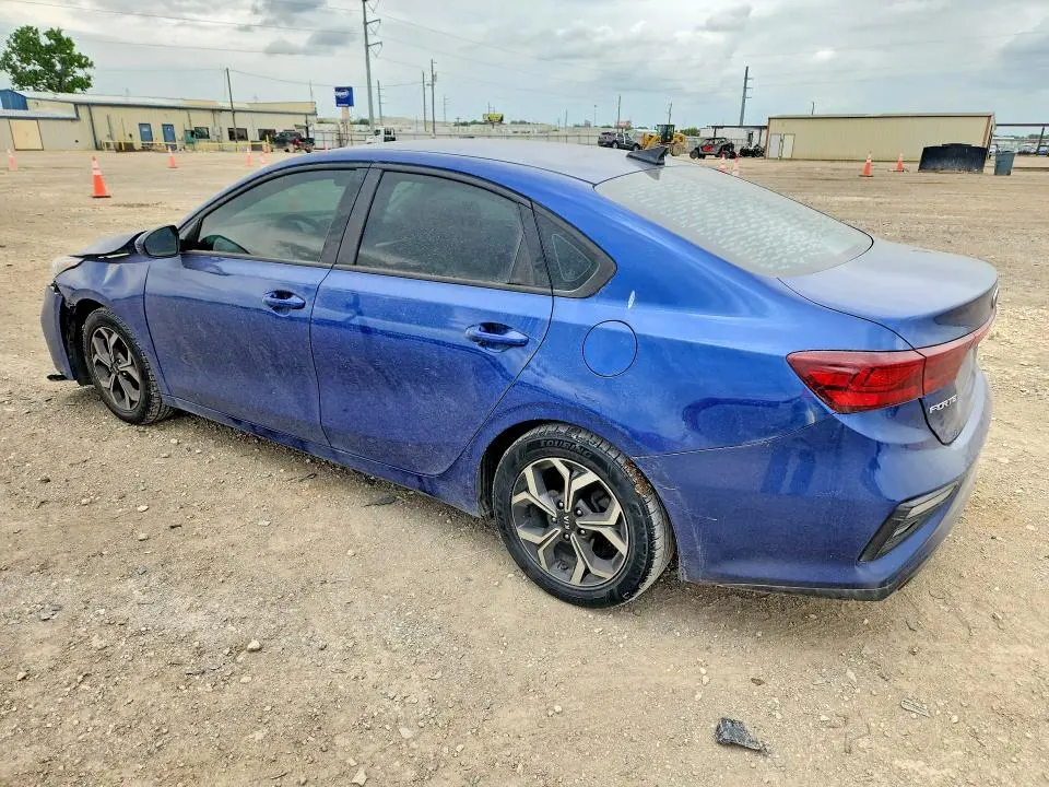 2021 KIA FORTE LXS  