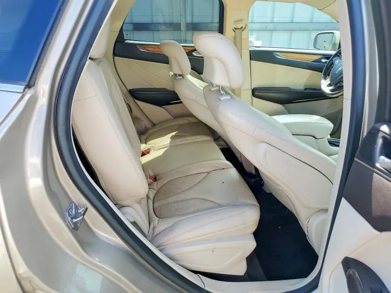 2015 LINCOLN MKC   