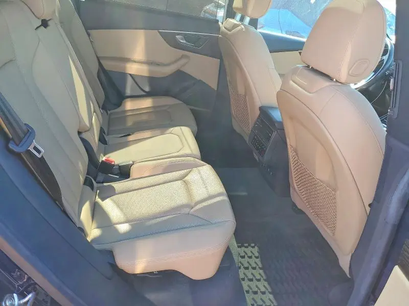 2020 AUDI Q8 PRESTIGE S-LINE  