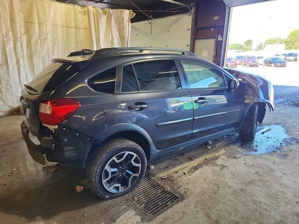 2017 SUBARU CROSSTREK LIMITED  