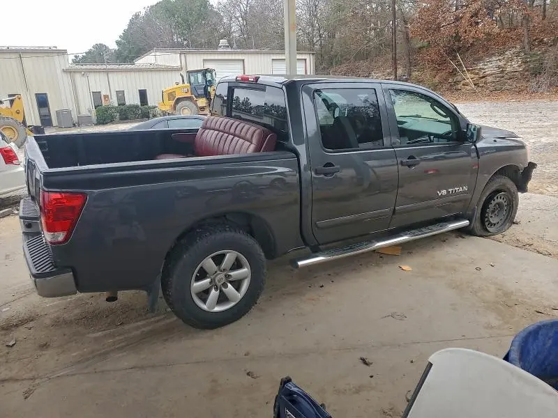 2010 NISSAN TITAN XE  