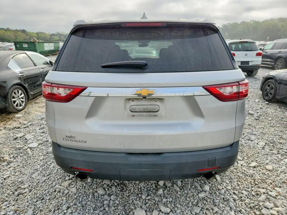 2019 CHEVROLET TRAVERSE LS  