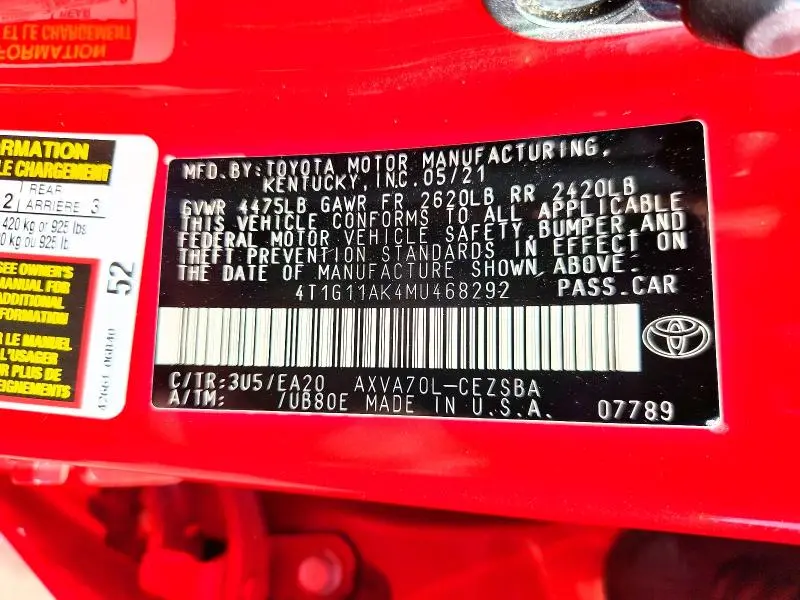 2021 TOYOTA CAMRY SE  