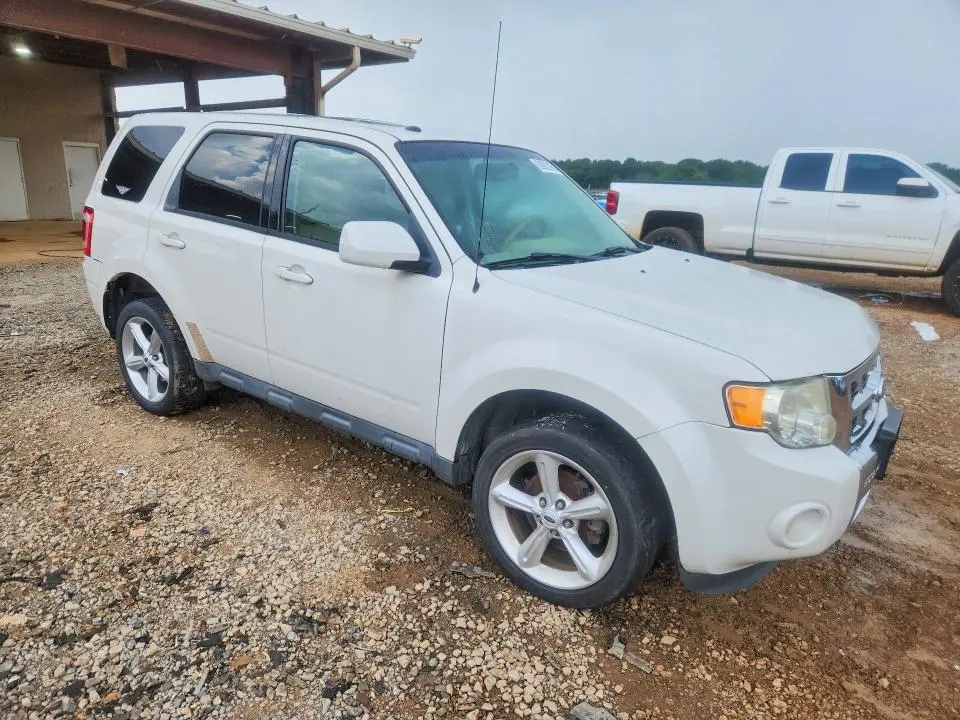 2011 FORD ESCAPE LIMITED  