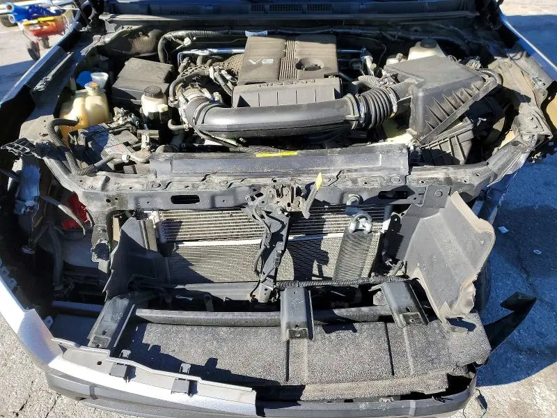 2022 NISSAN FRONTIER S  