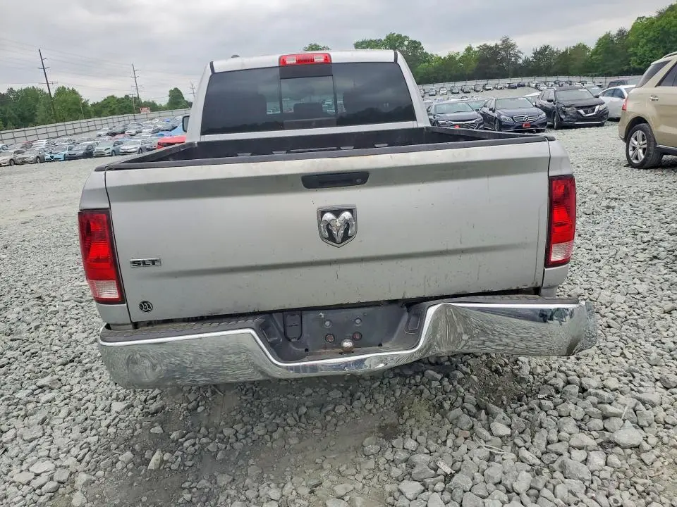 2014 RAM 1500 SLT  