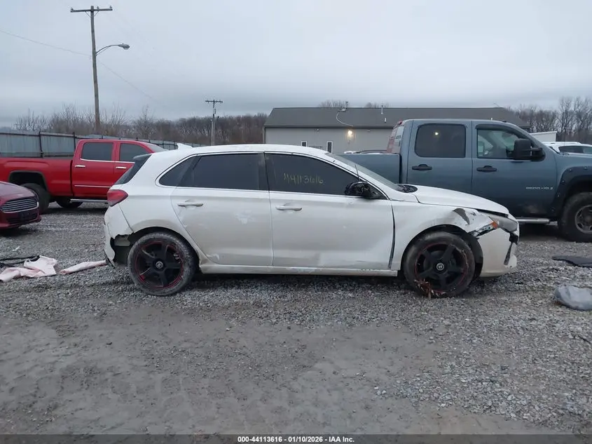 2019 HYUNDAI ELANTRA GT  
