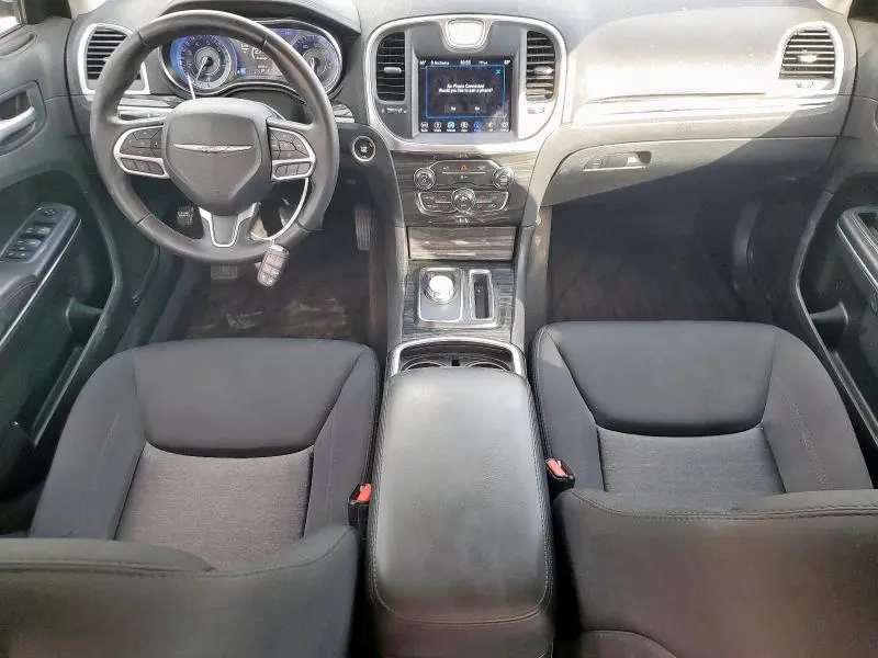 2018 CHRYSLER 300 TOURING  