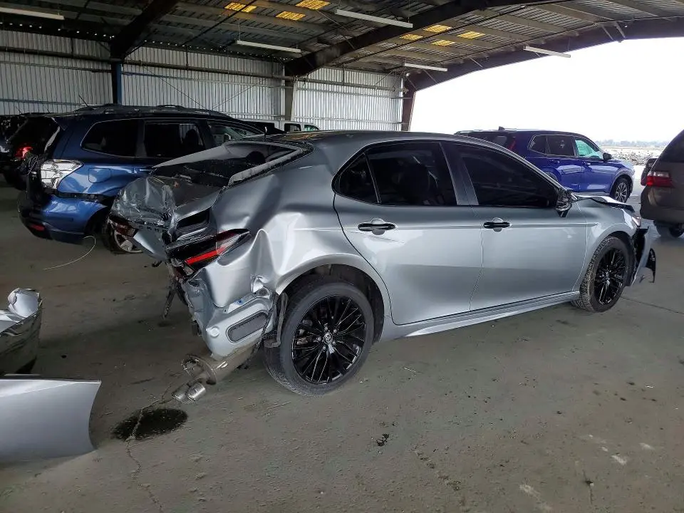 2022 TOYOTA CAMRY SE NIGHTSHADE  