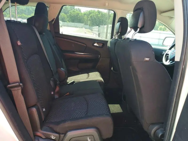 2015 DODGE JOURNEY SXT  