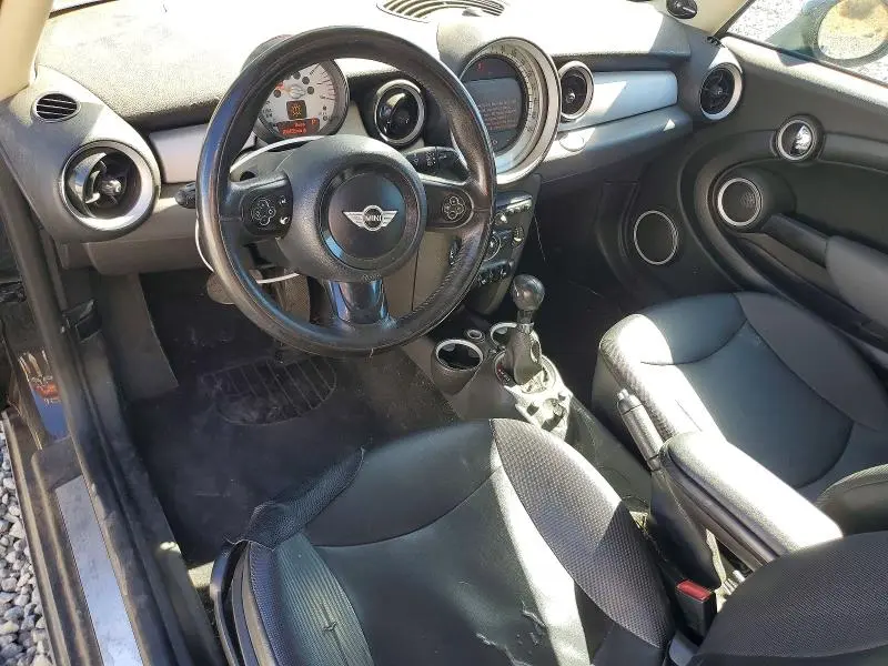 2012 MINI COOPER   