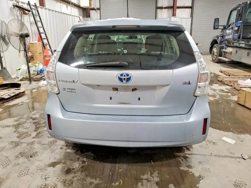 2014 TOYOTA PRIUS V   