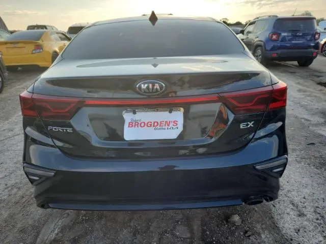 2021 KIA FORTE EX  