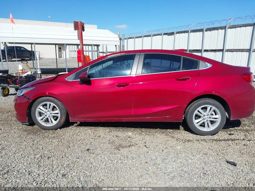 2018 CHEVROLET CRUZE LT AUTO