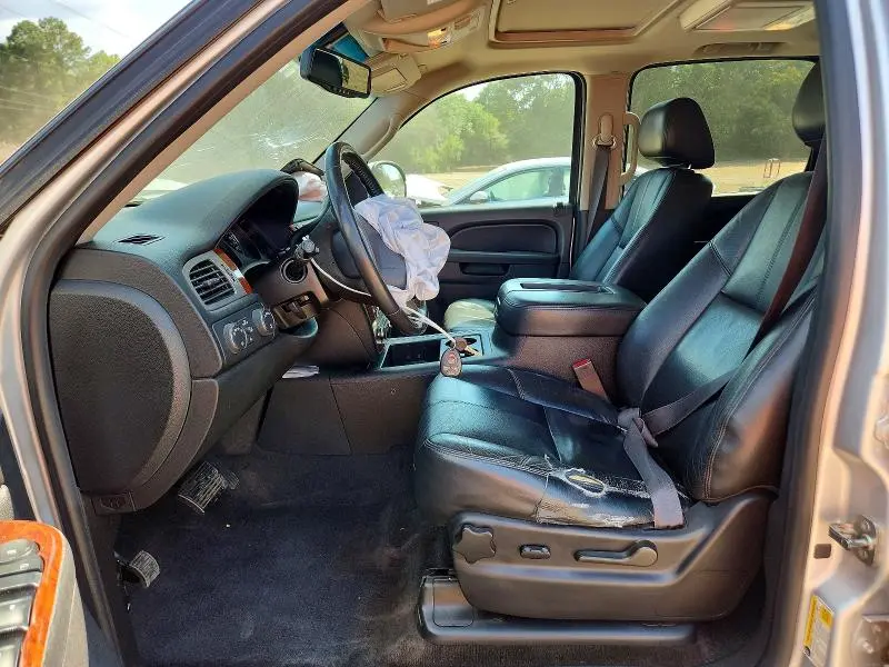 2014 CHEVROLET SUBURBAN K1500 LT  