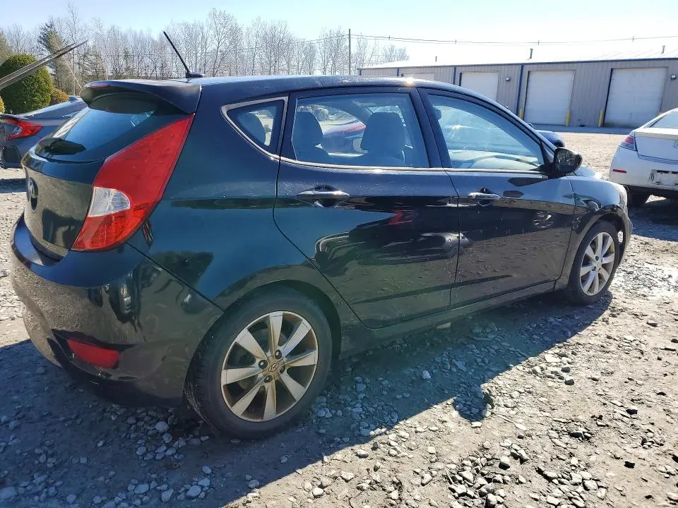 2012 HYUNDAI ACCENT SE  
