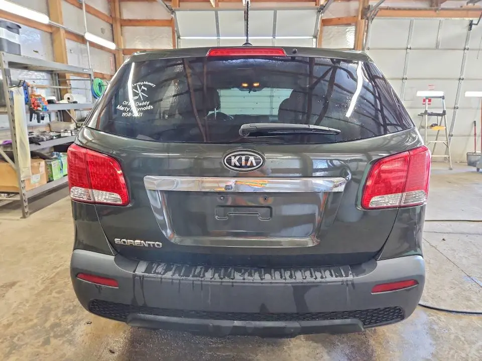 2012 KIA SORENTO LX  