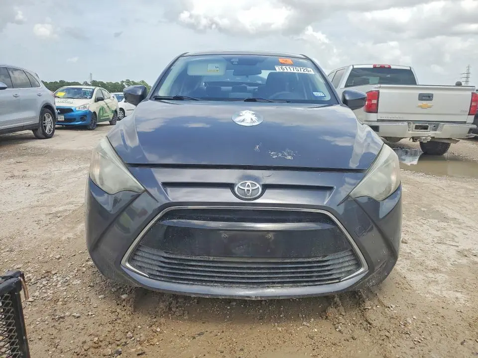 2017 TOYOTA YARIS IA BASE  