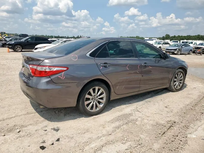 2015 TOYOTA CAMRY XSE  