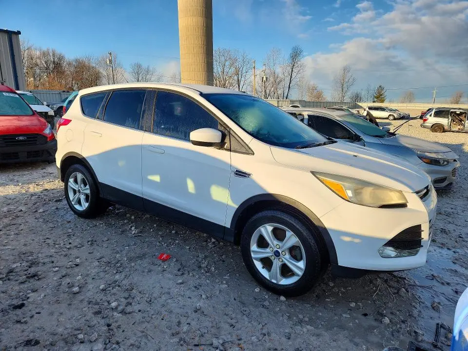 2014 FORD ESCAPE SE  