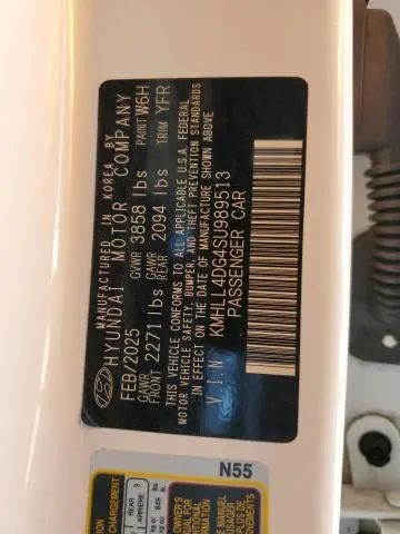 2025 HYUNDAI ELANTRA SE  