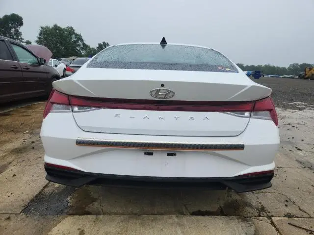 2021 HYUNDAI ELANTRA SEL  