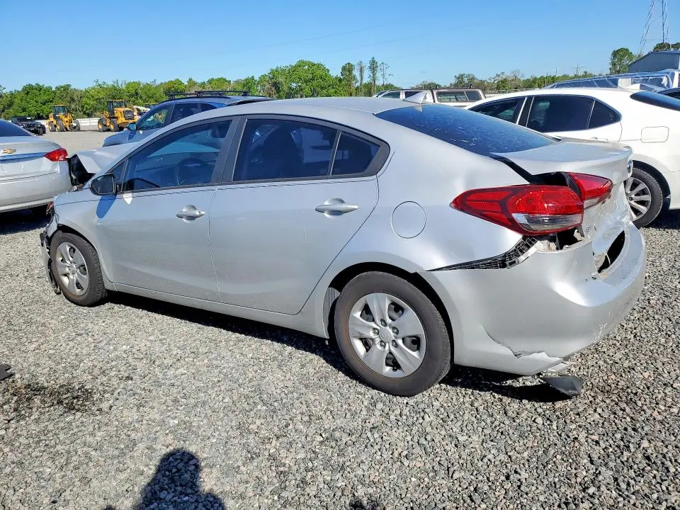 2017 KIA FORTE LX  