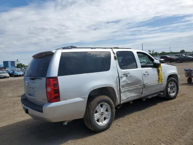 2011 CHEVROLET SUBURBAN K1500 LT  