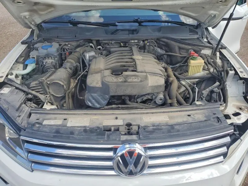2017 VOLKSWAGEN TOUAREG WOLFSBURG  