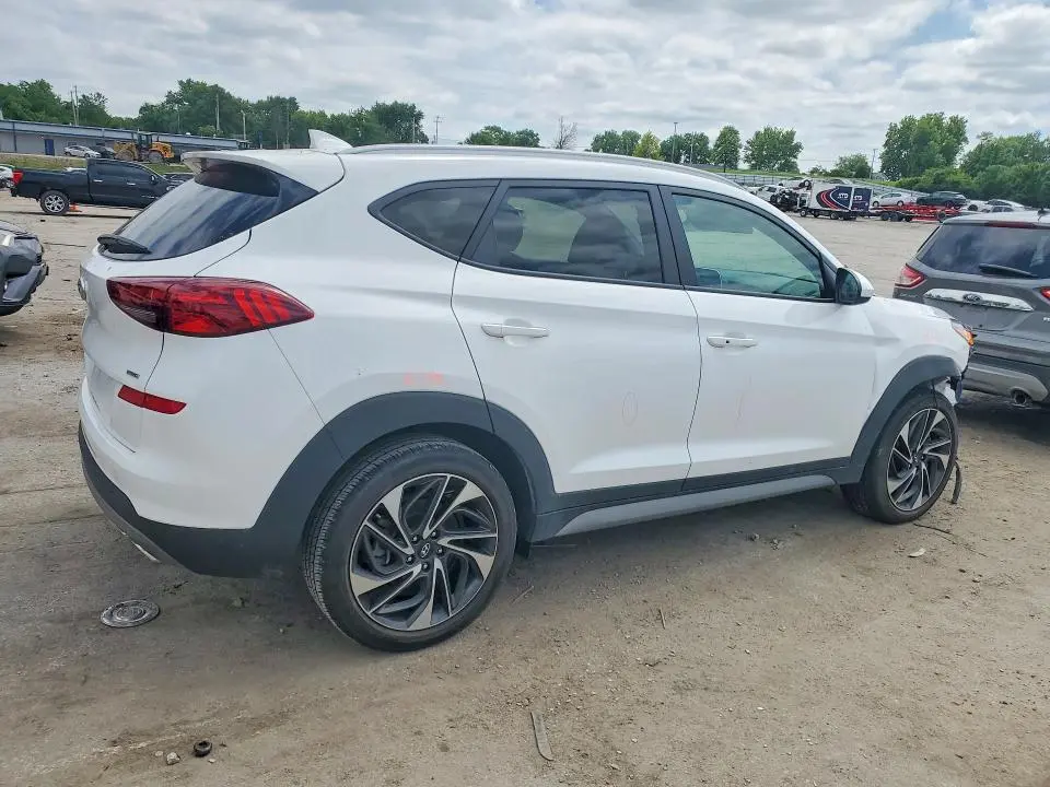 2020 HYUNDAI TUCSON SPORT  