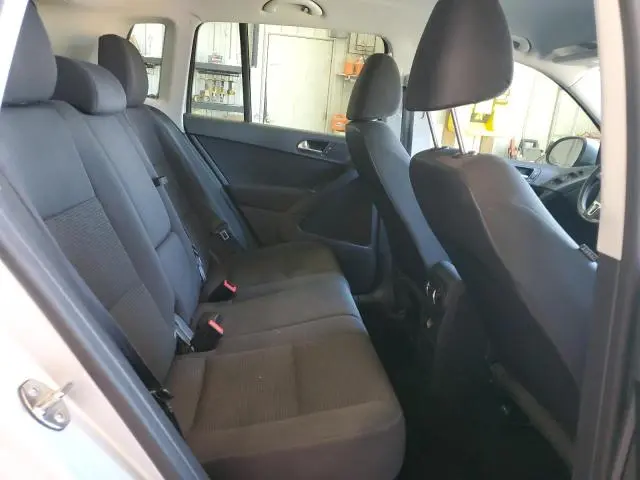 2015 VOLKSWAGEN TIGUAN S  