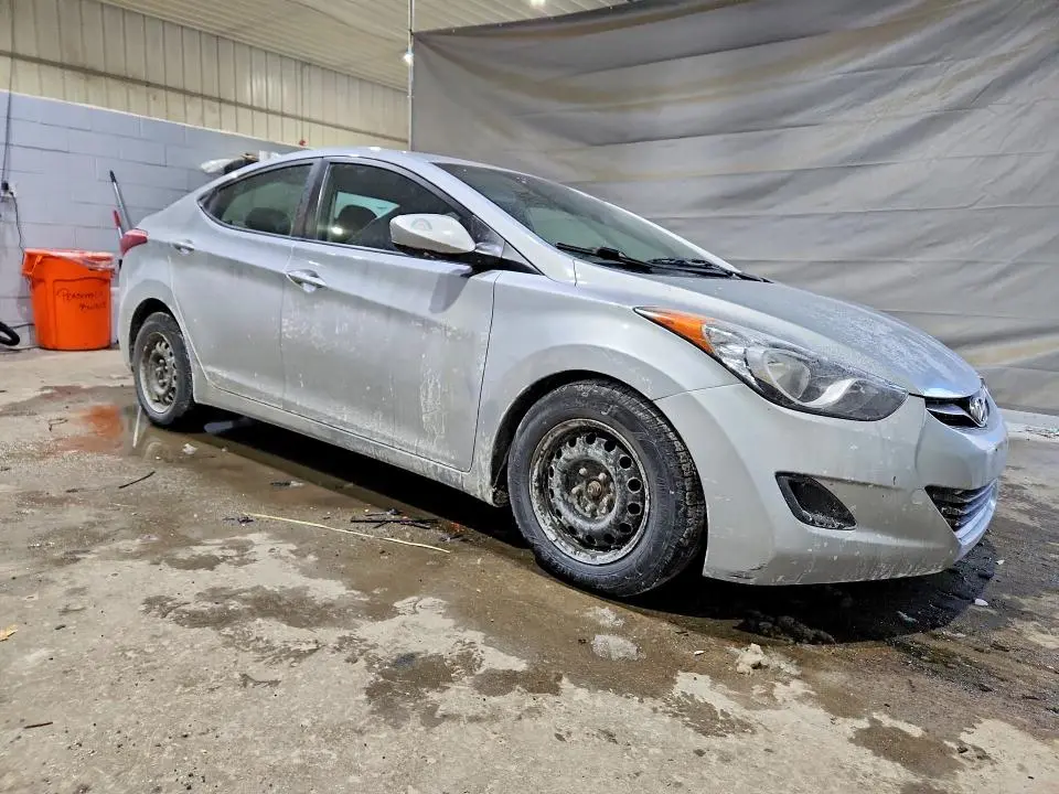 2011 HYUNDAI ELANTRA GLS  