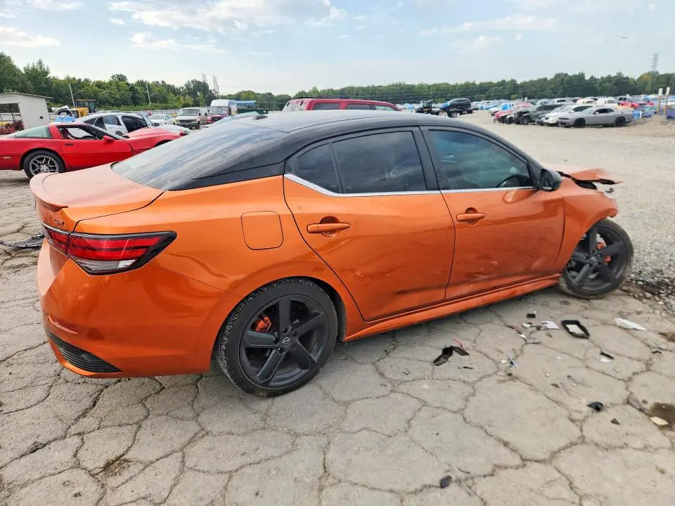 2024 NISSAN SENTRA SR  