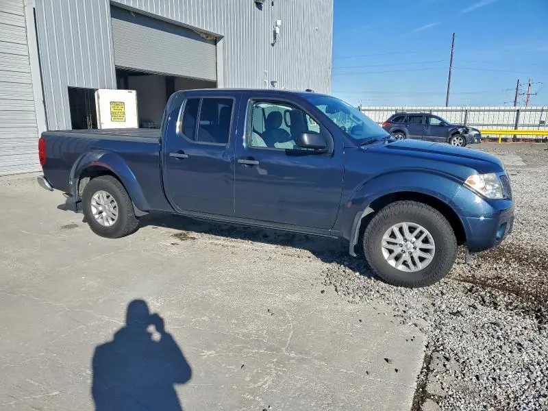 2017 NISSAN FRONTIER SV  