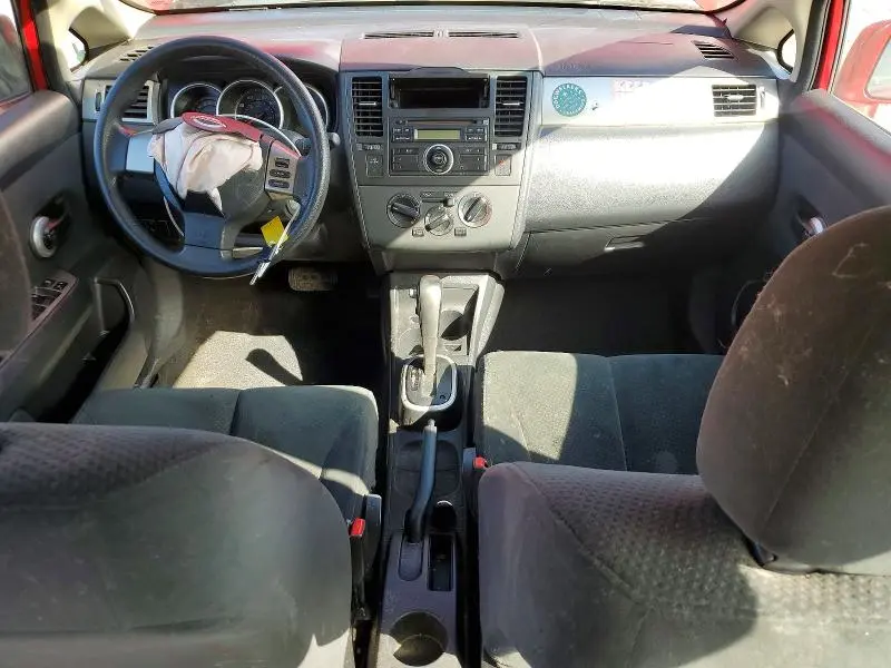 2011 NISSAN VERSA 1.8 S  