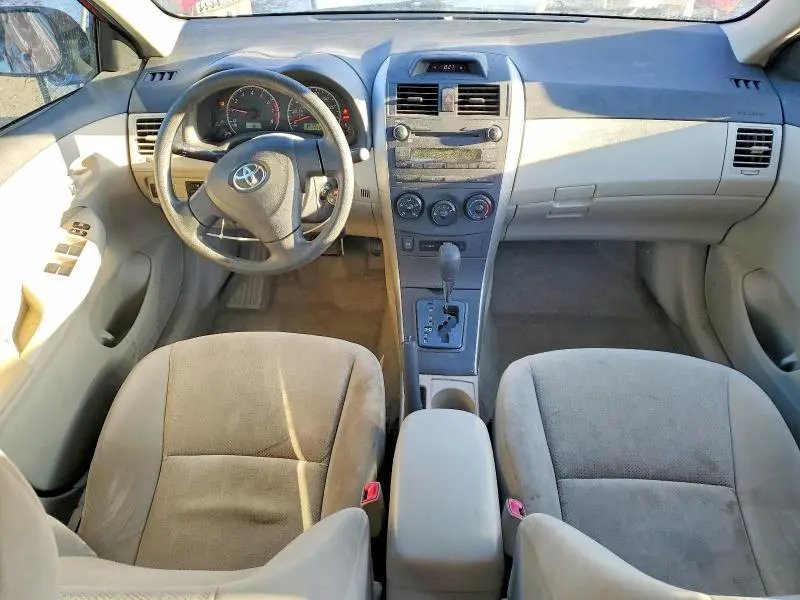 2013 TOYOTA COROLLA BASE  