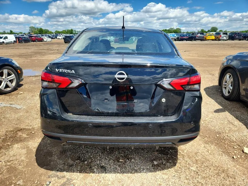 2025 NISSAN VERSA S  
